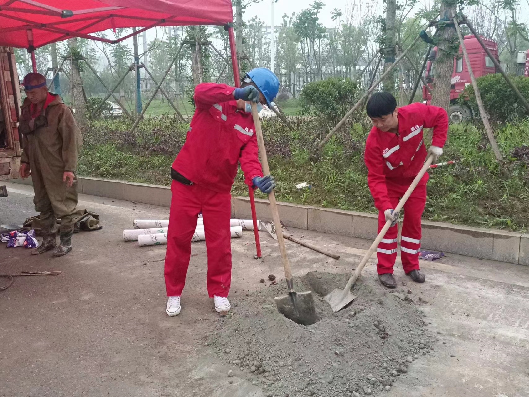 江源管道疏通哪家好】及时进行市政管道清淤