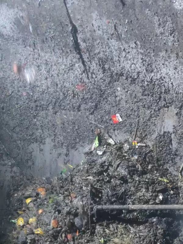江源污水池清理